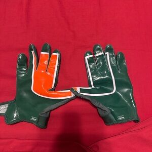 UM gloves Size L